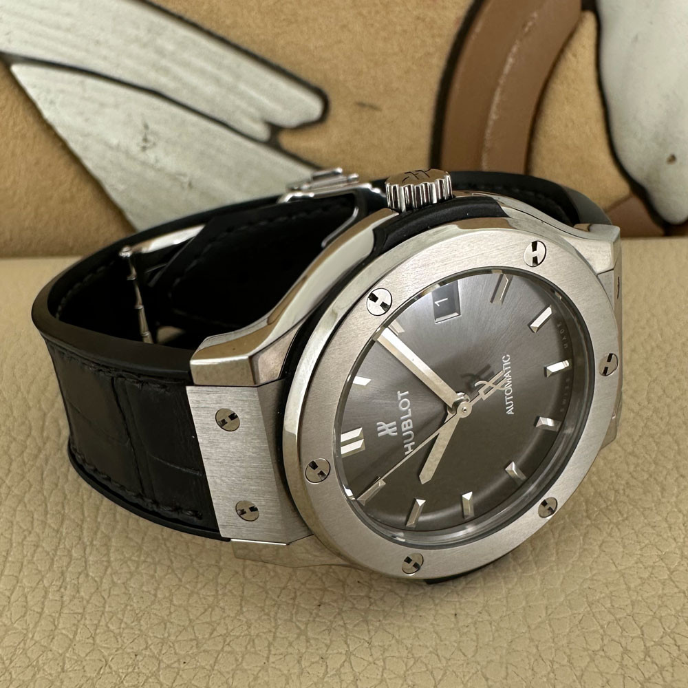 Hublot Classic Fusion  Racing Grey 565.NX.7071.LR 13