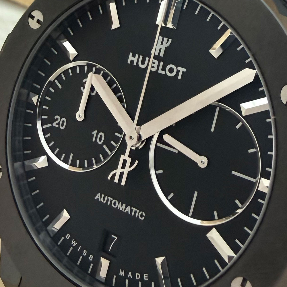Hublot CLASSIC FUSION CHRONOGRAPH BLACK MAGIC 521.CM.1171.RX 5