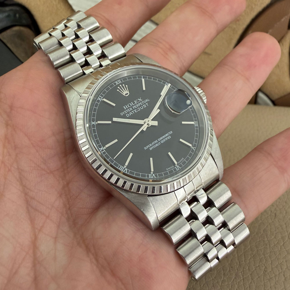 Rolex Datejust Black Dial 16220 10