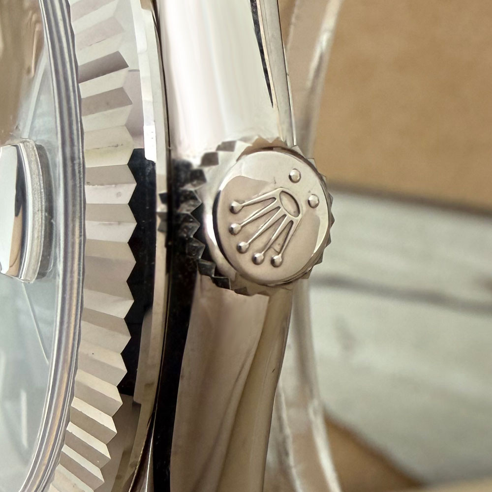 Rolex Day-Date Blue Dial 118139 4