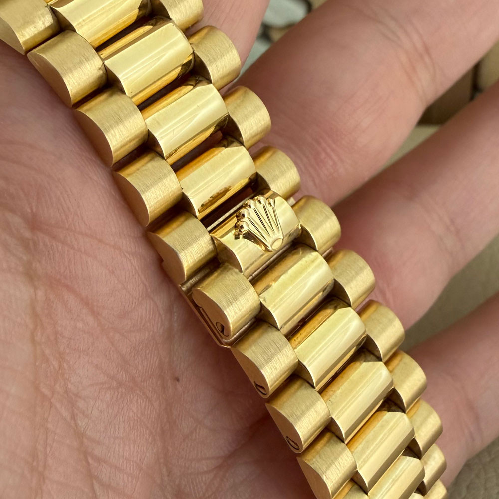 Rolex Day-Date 18238 9