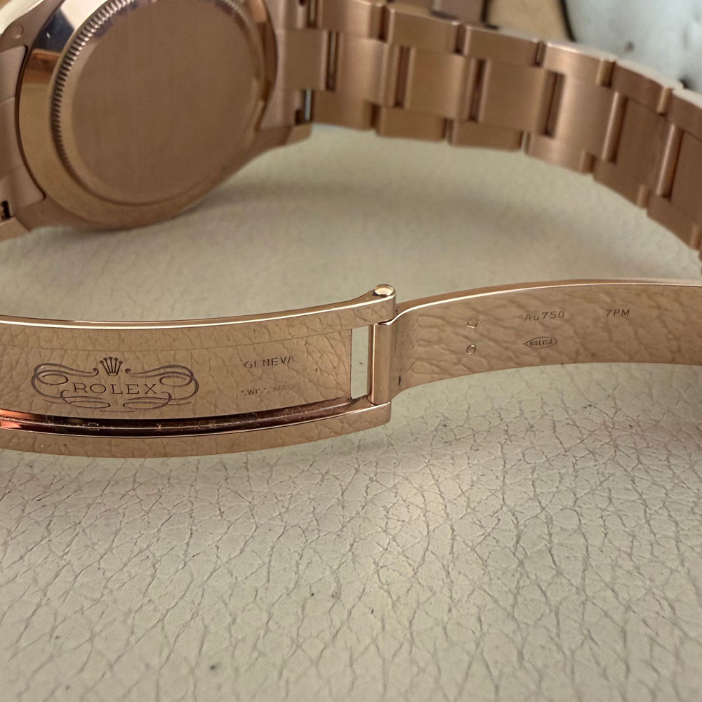 Rolex Daytona Chocolate 116505 10