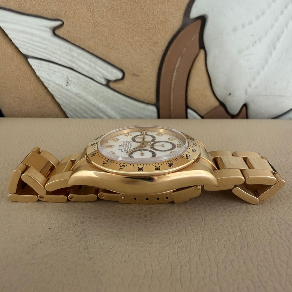 Rolex Daytona Published on Mondani's Book 16528 13