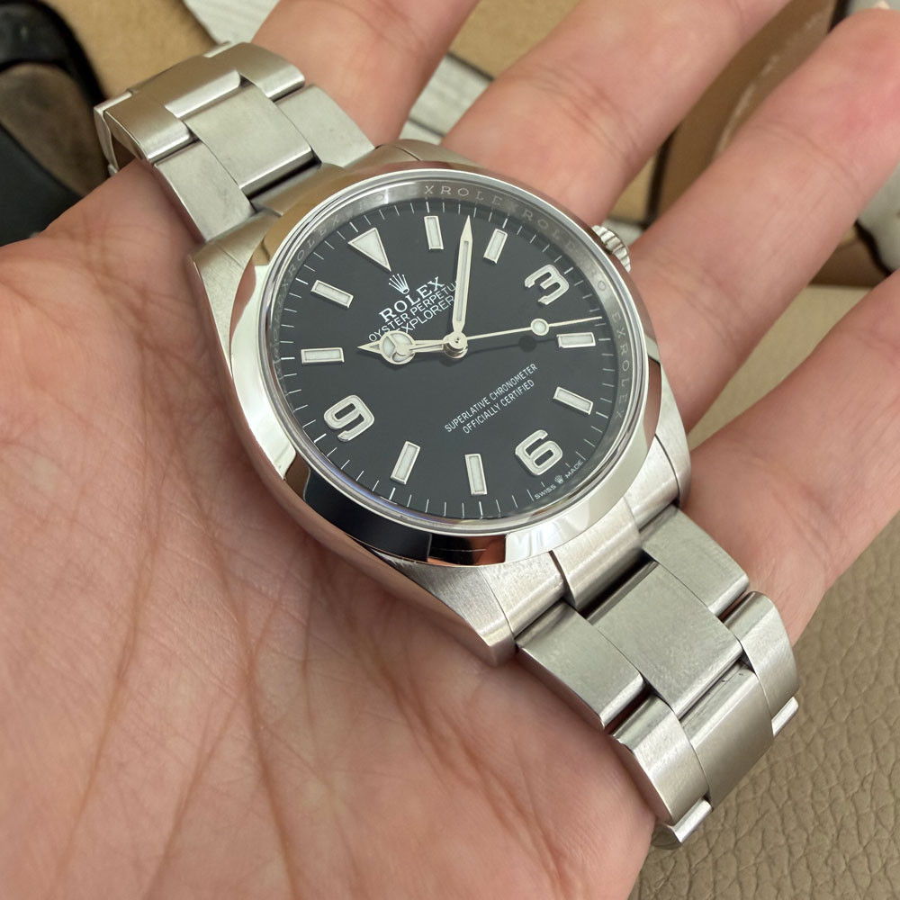 Rolex Explorer 124270 11