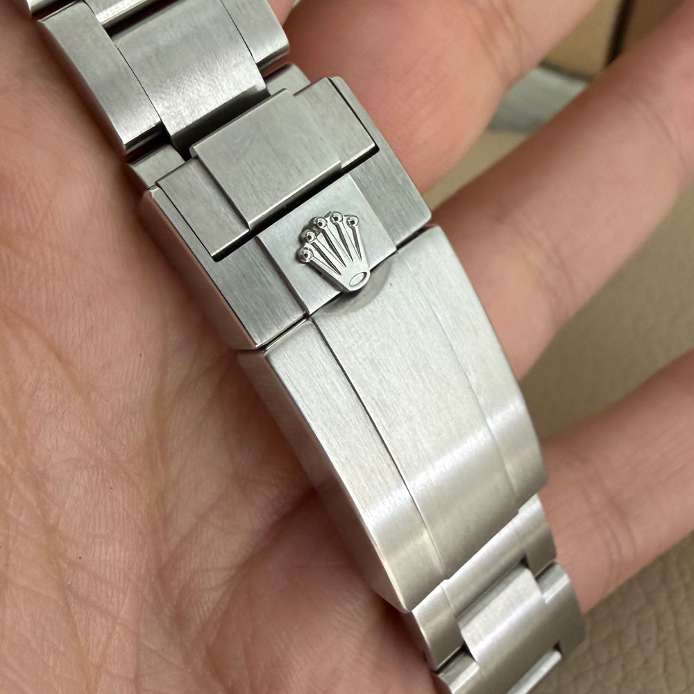 Rolex Explorer 124270 9