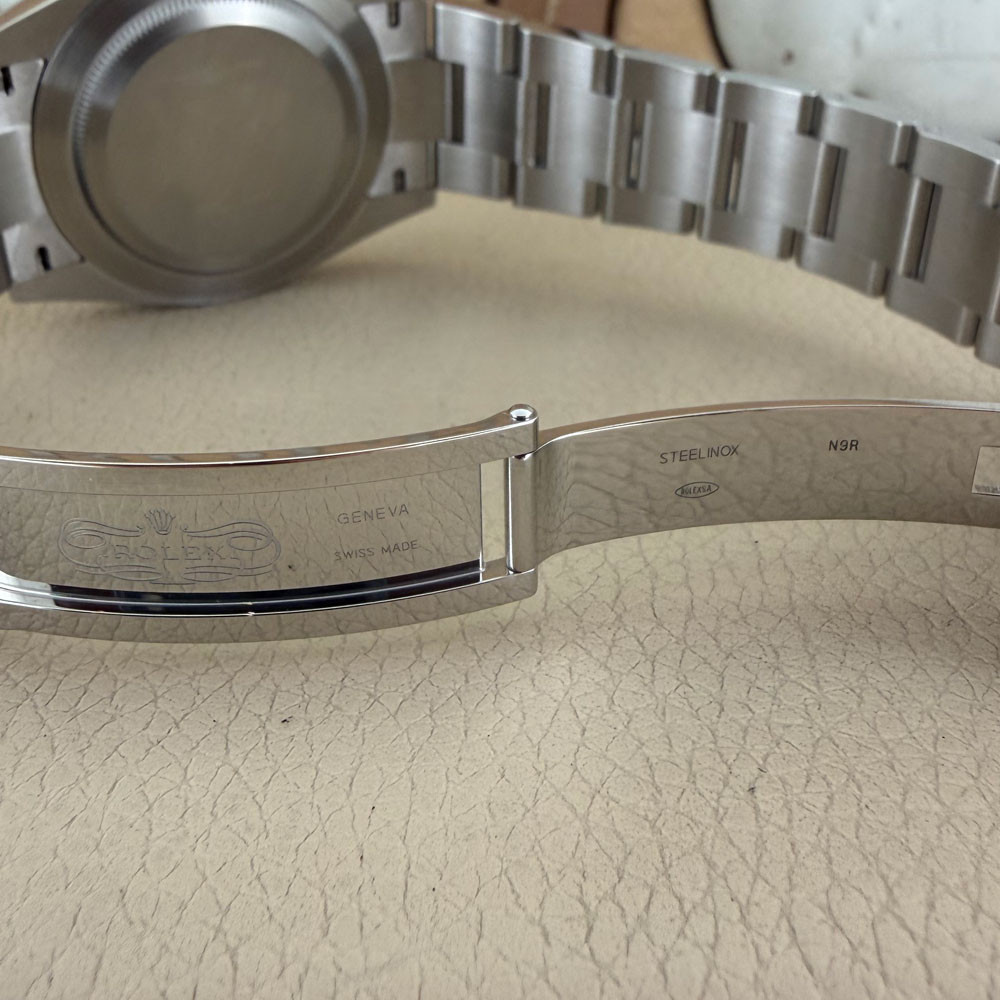 Rolex Explorer 224270 11