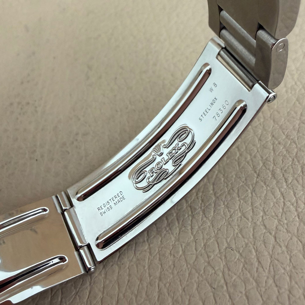 Rolex Explorer II 16570 11