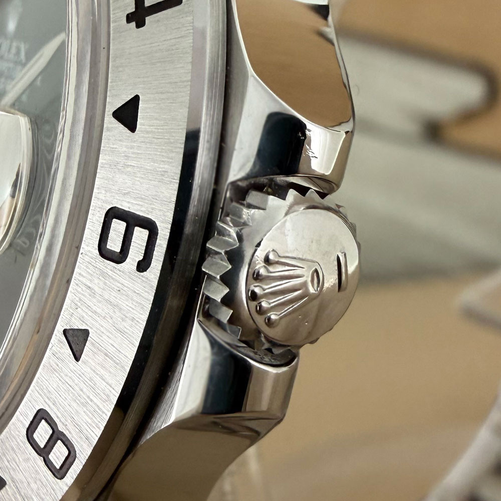 Rolex Explorer II 16570 4