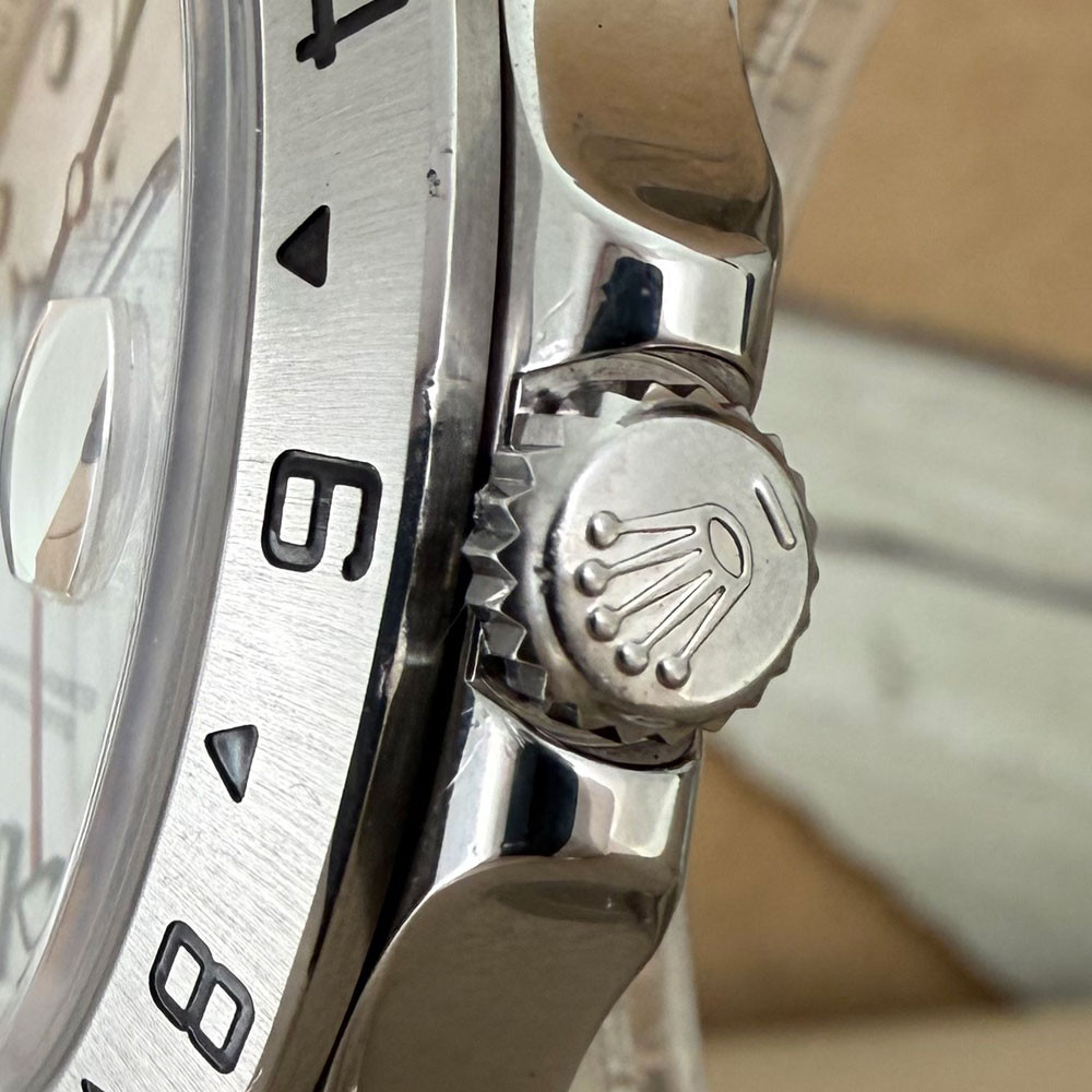 Rolex Explorer II Polar 3186 16570 3