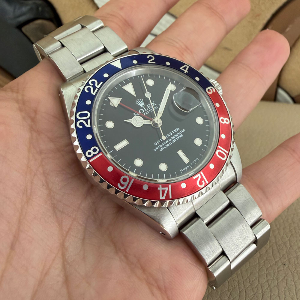 Rolex GMT-Master Pepsi 16700 9