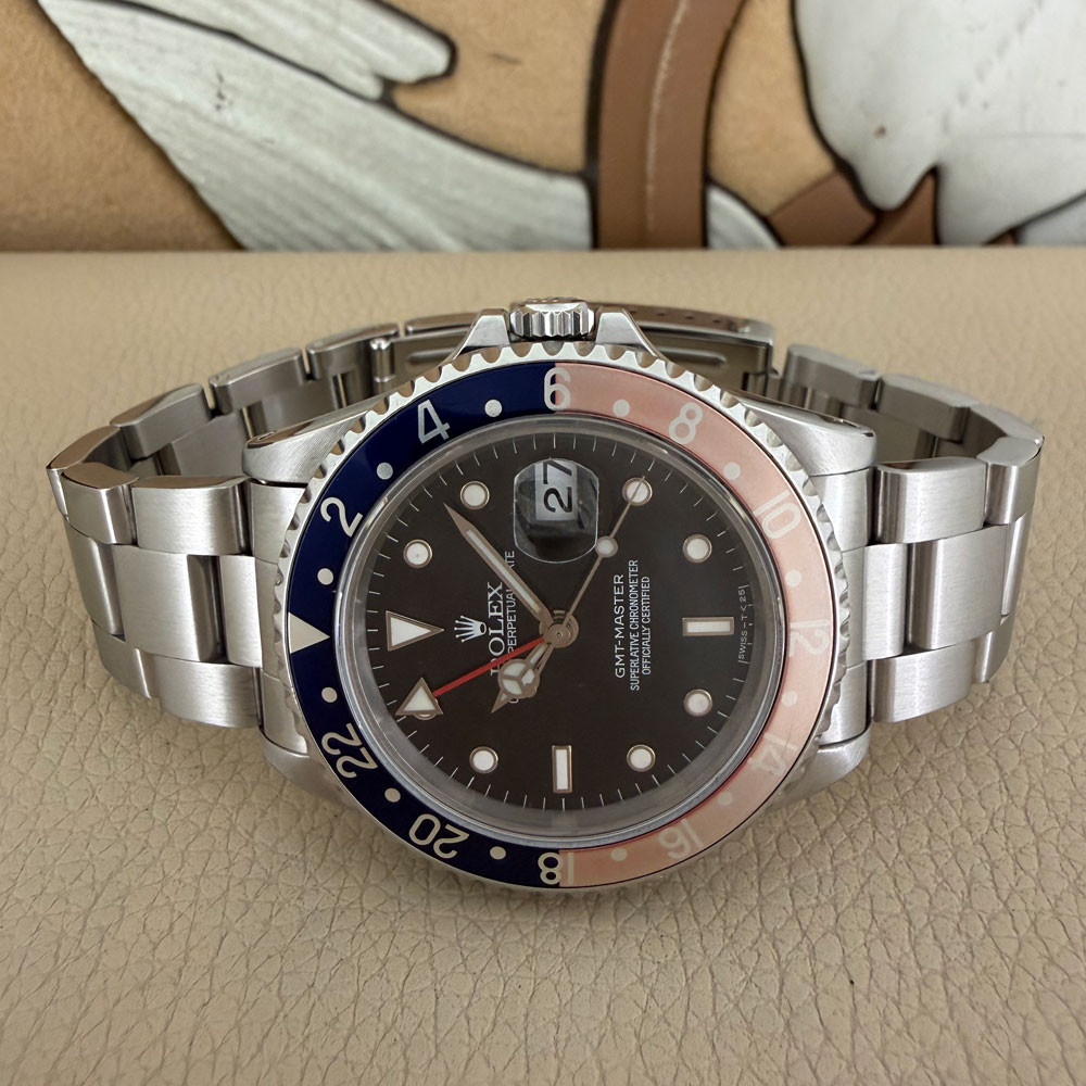 Rolex GMT-Master Pepsi Faded Bezel 16700 6