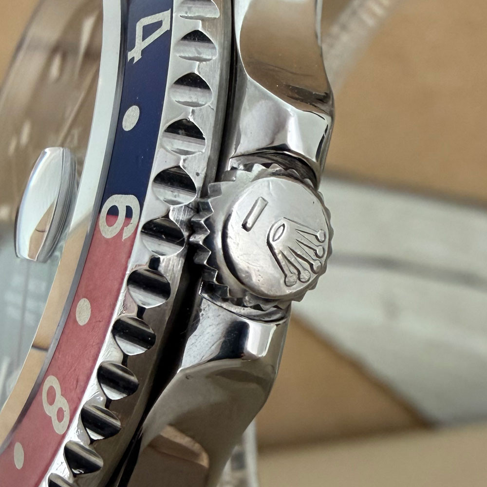 Rolex GMT-Master Pepsi Faded Bezel 16700 3