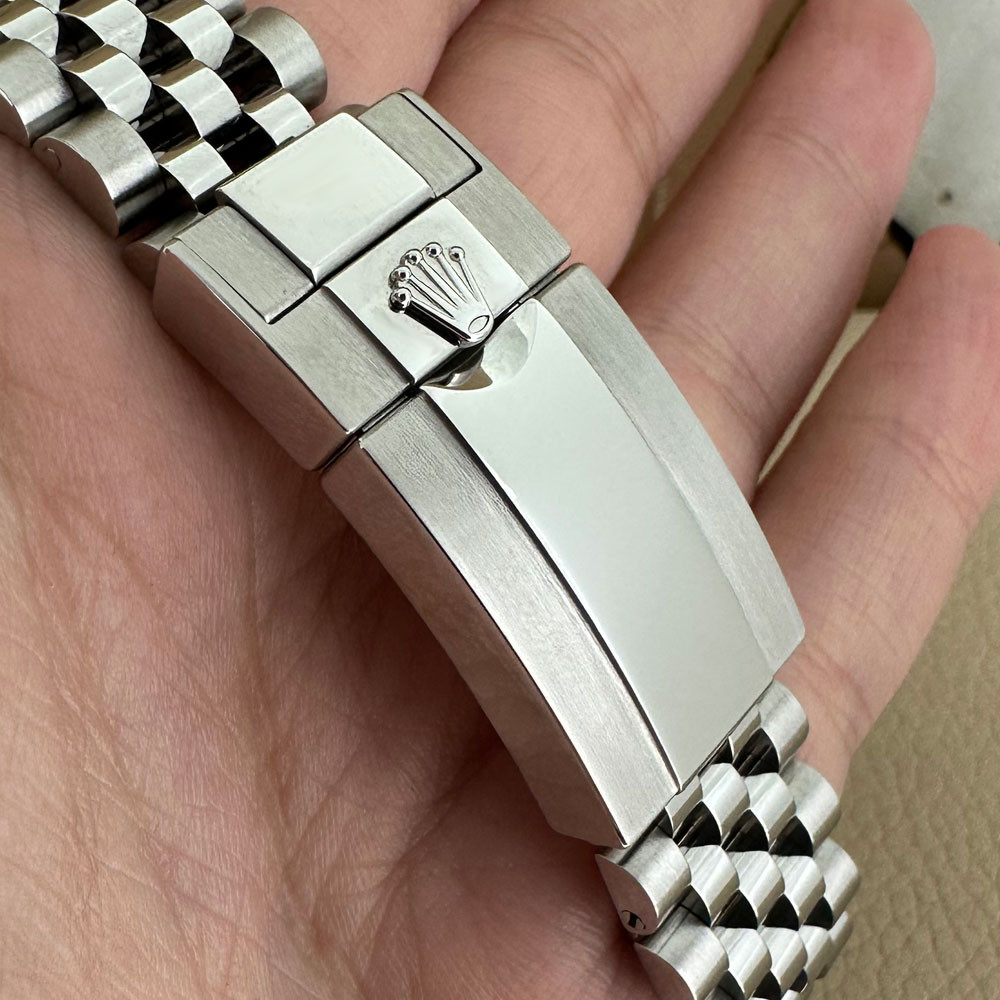 Rolex GMT-Master II Batman 126710BLNR 9