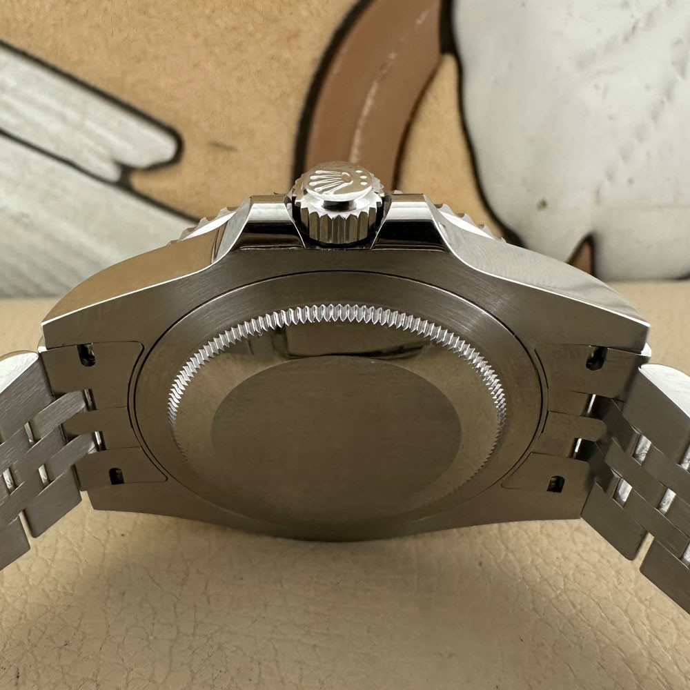 Rolex GMT-Master II Batman 126710BLNR 8