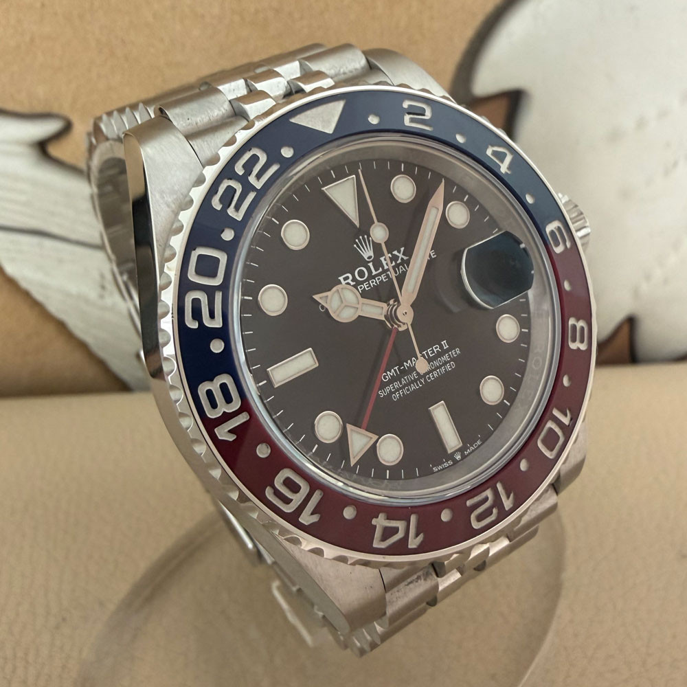 Rolex GMT-Master II Pepsi 126710BLRO 3