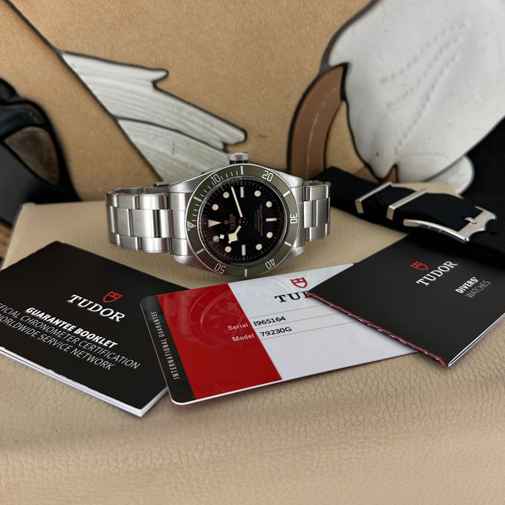 Tudor Heritage Black Bay Harrods Edition 79230G 1