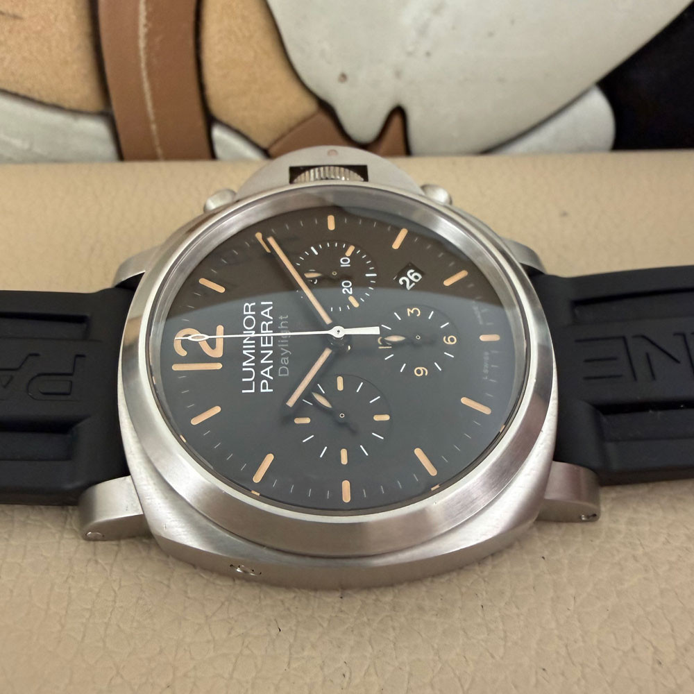 Panerai Luminor Chronograph Daylight PAM00356 14