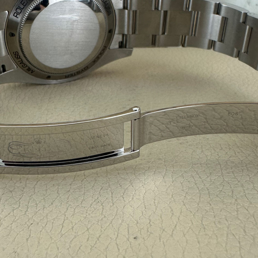 Rolex Milgauss 116400 11