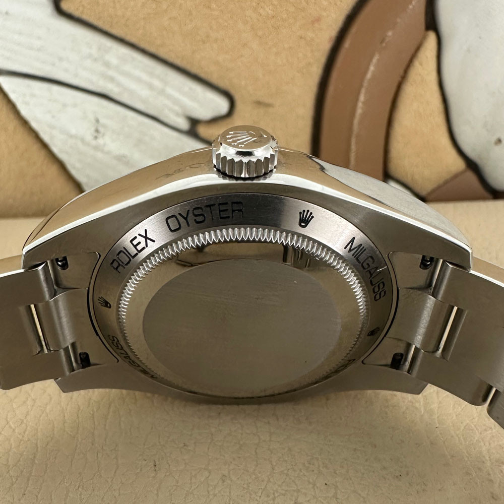 Rolex Milgauss 116400 8
