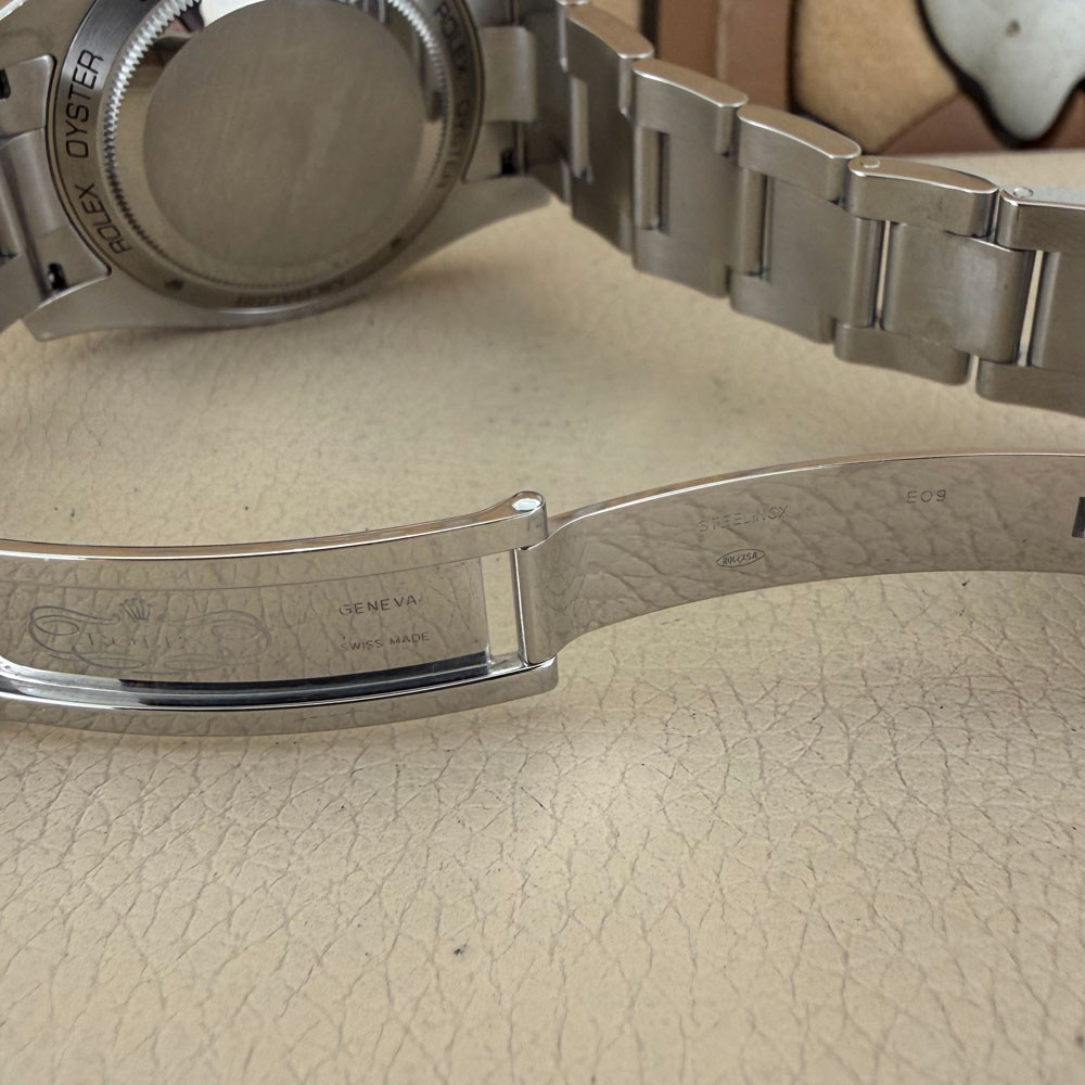 Rolex Milgauss 116400 11