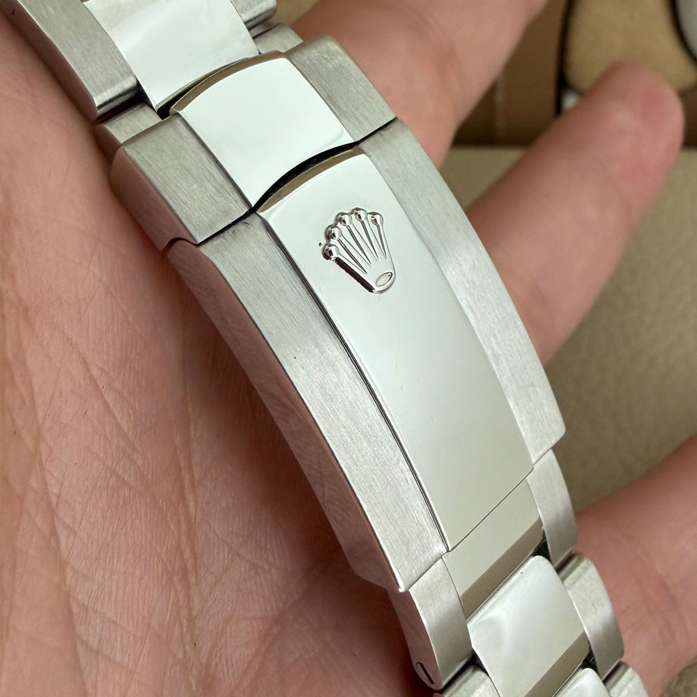 Rolex Milgauss Z Blue 116400GV 9