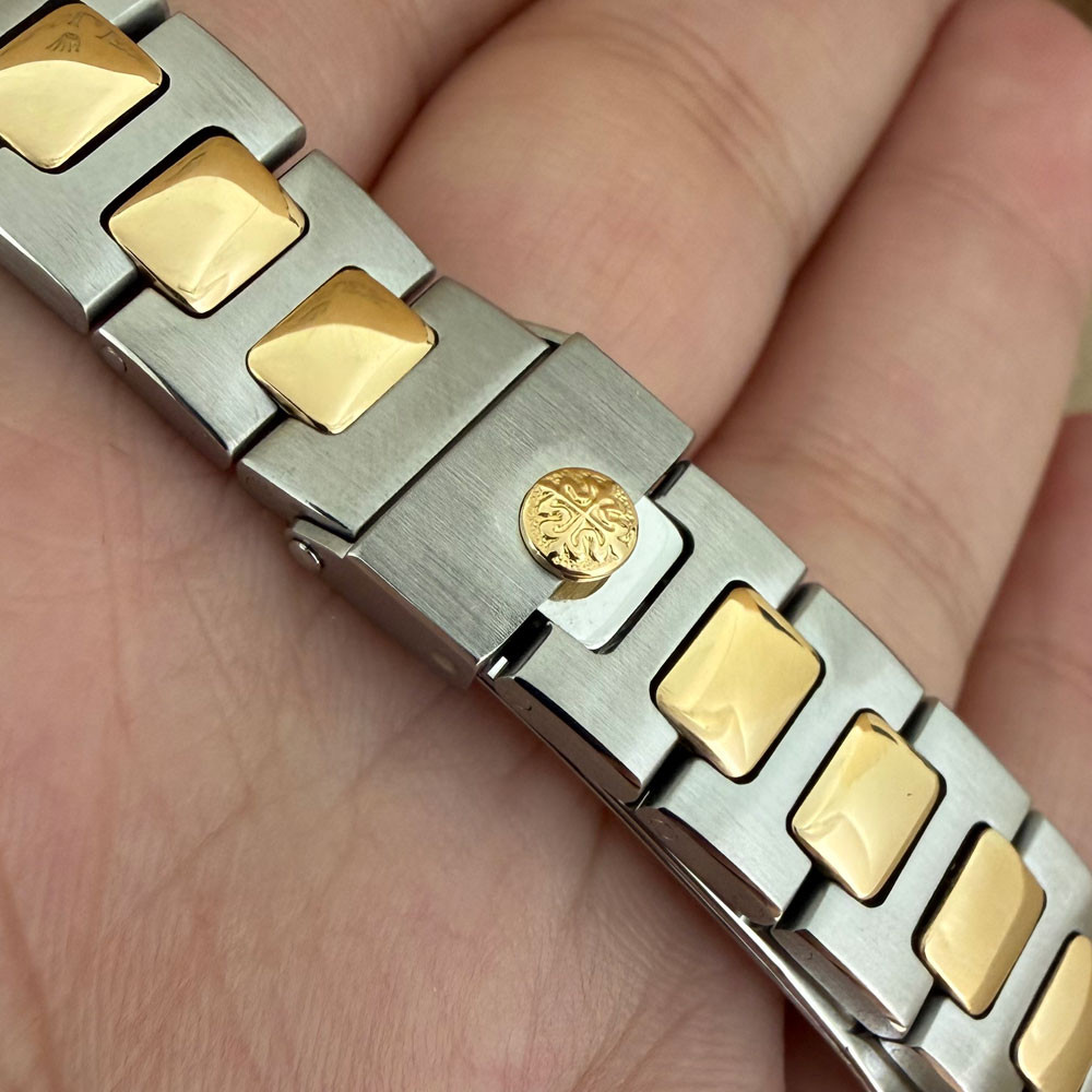Patek Philippe Nautilus Lady 4700/1 9