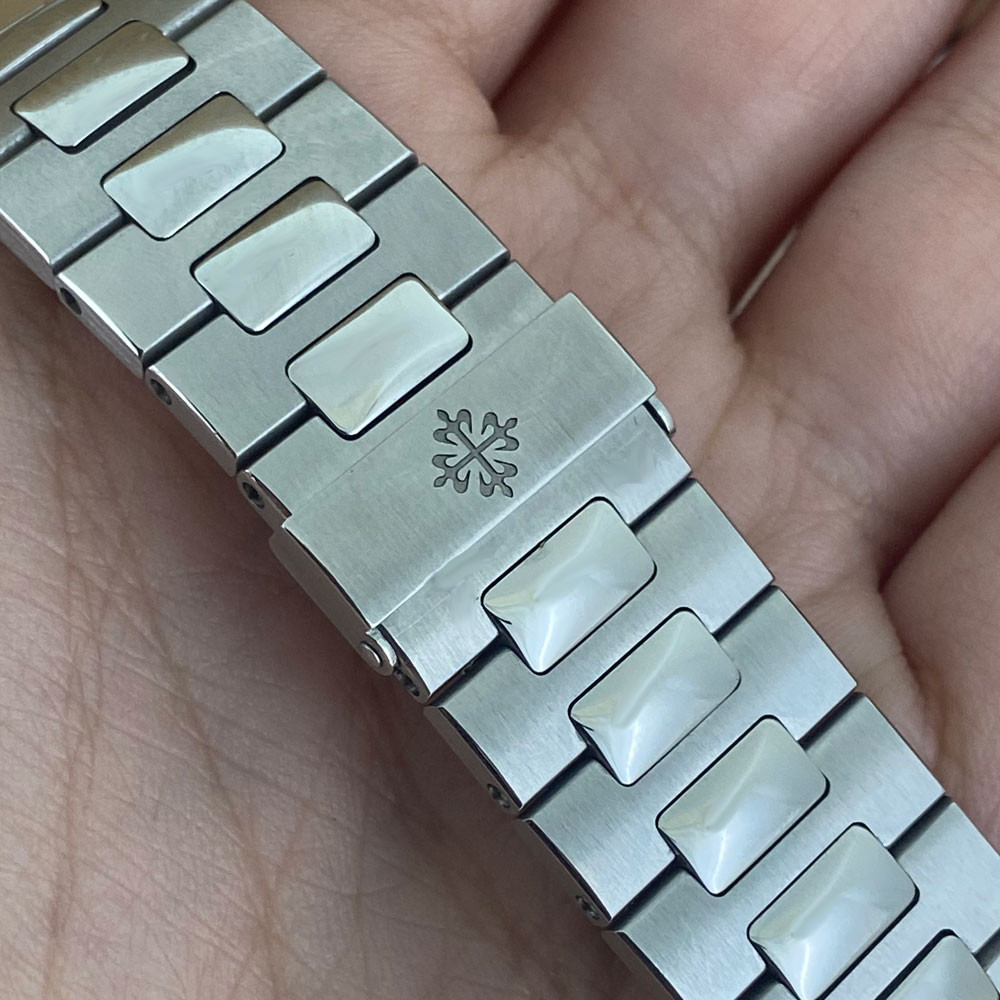 Patek Philippe Nautilus Chronograph 5980/1A-001 15