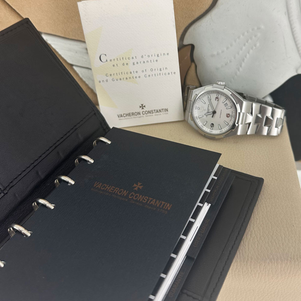 Vacheron Constantin Overseas 47040/B01A 1