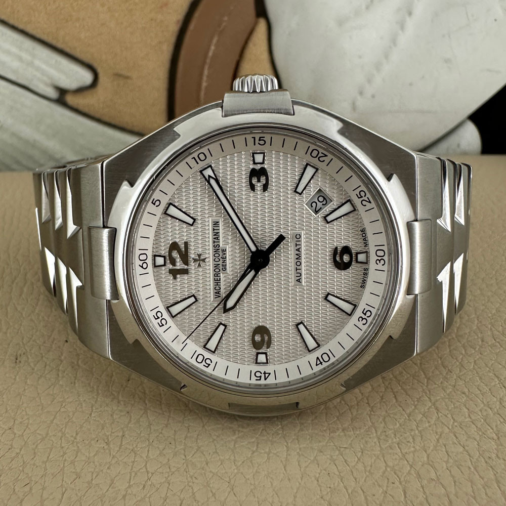 Vacheron Constantin Overseas 47040/B01A 7