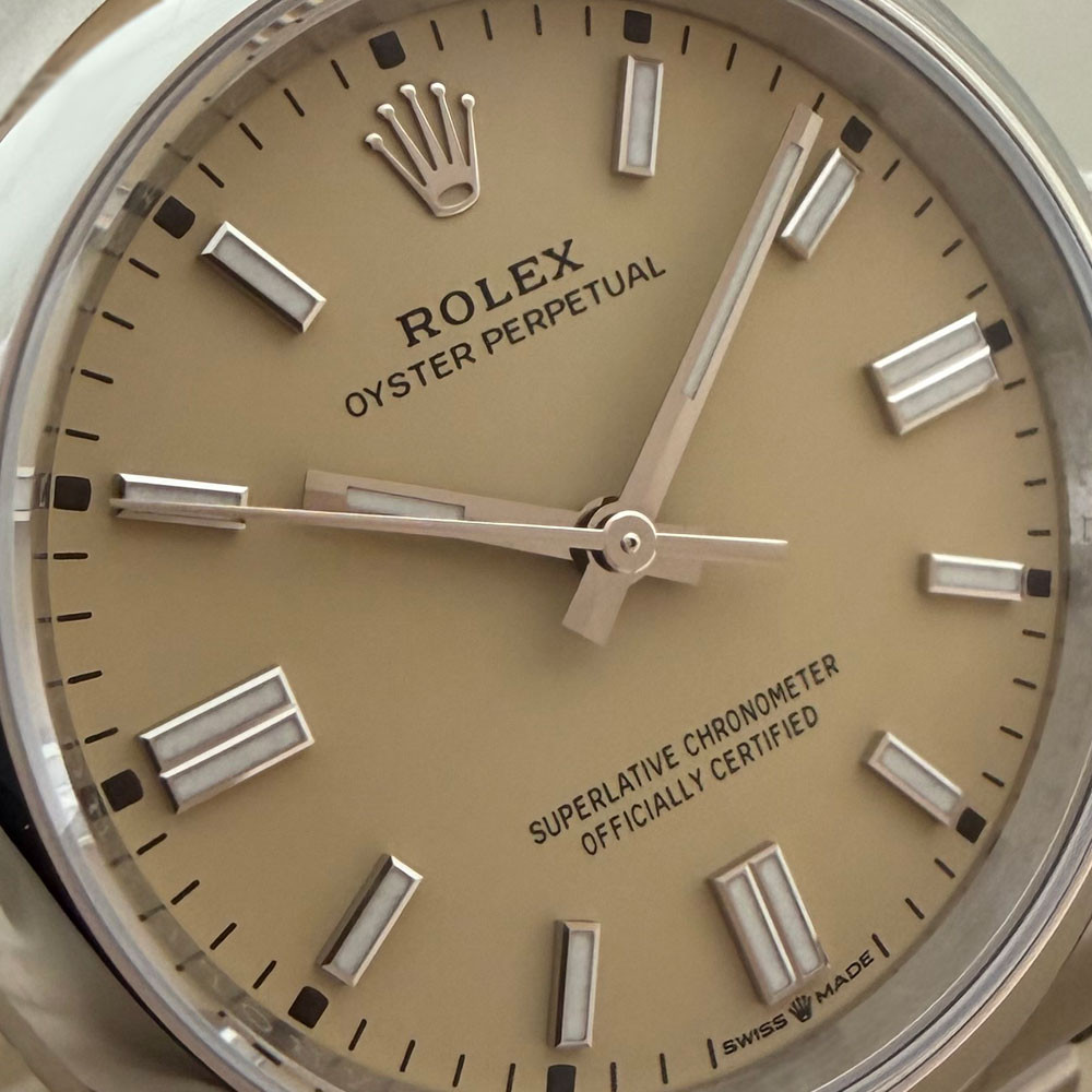 Rolex Oyster Perpetual 36mm Beige 126000 6