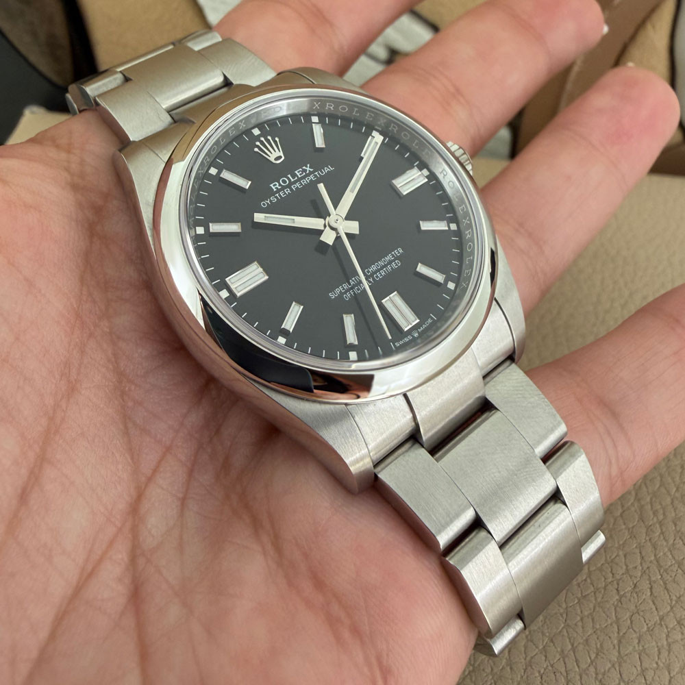 Rolex Oyster Perpetual 36mm Black 126000 10