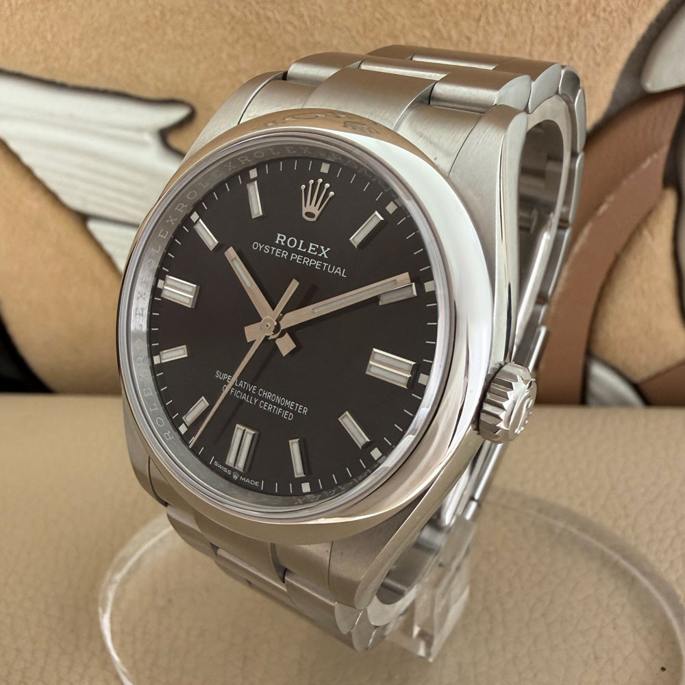 Rolex Oyster Perpetual 36mm Black 126000 2