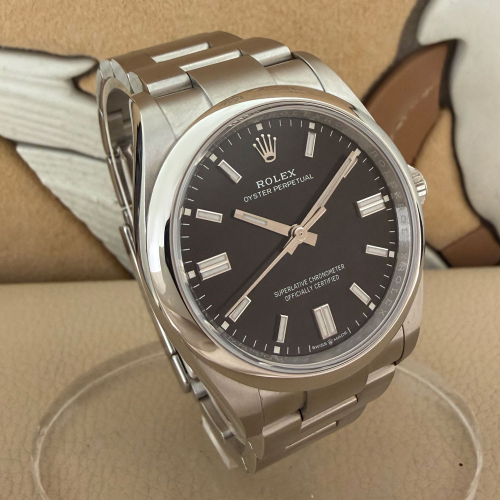 Rolex Oyster Perpetual 36mm Black 126000 3