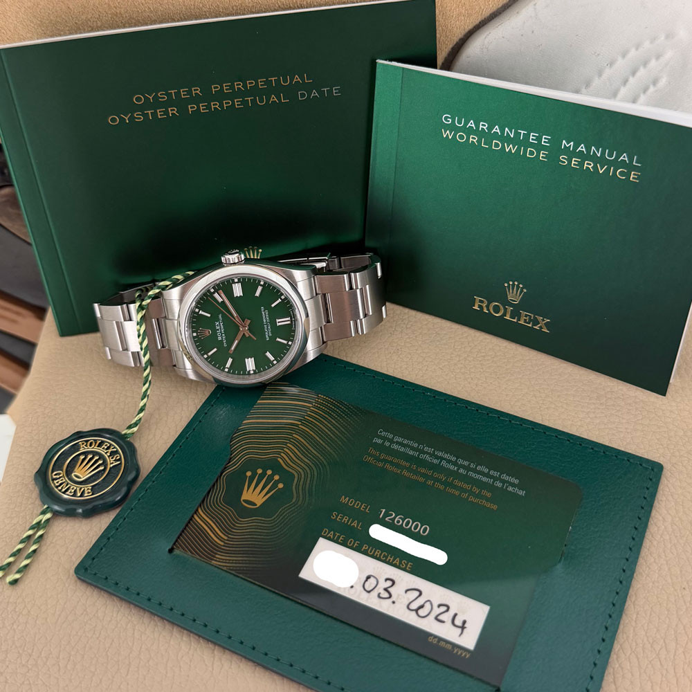 Rolex Oyster Perpetual 36mm Green 126000 1