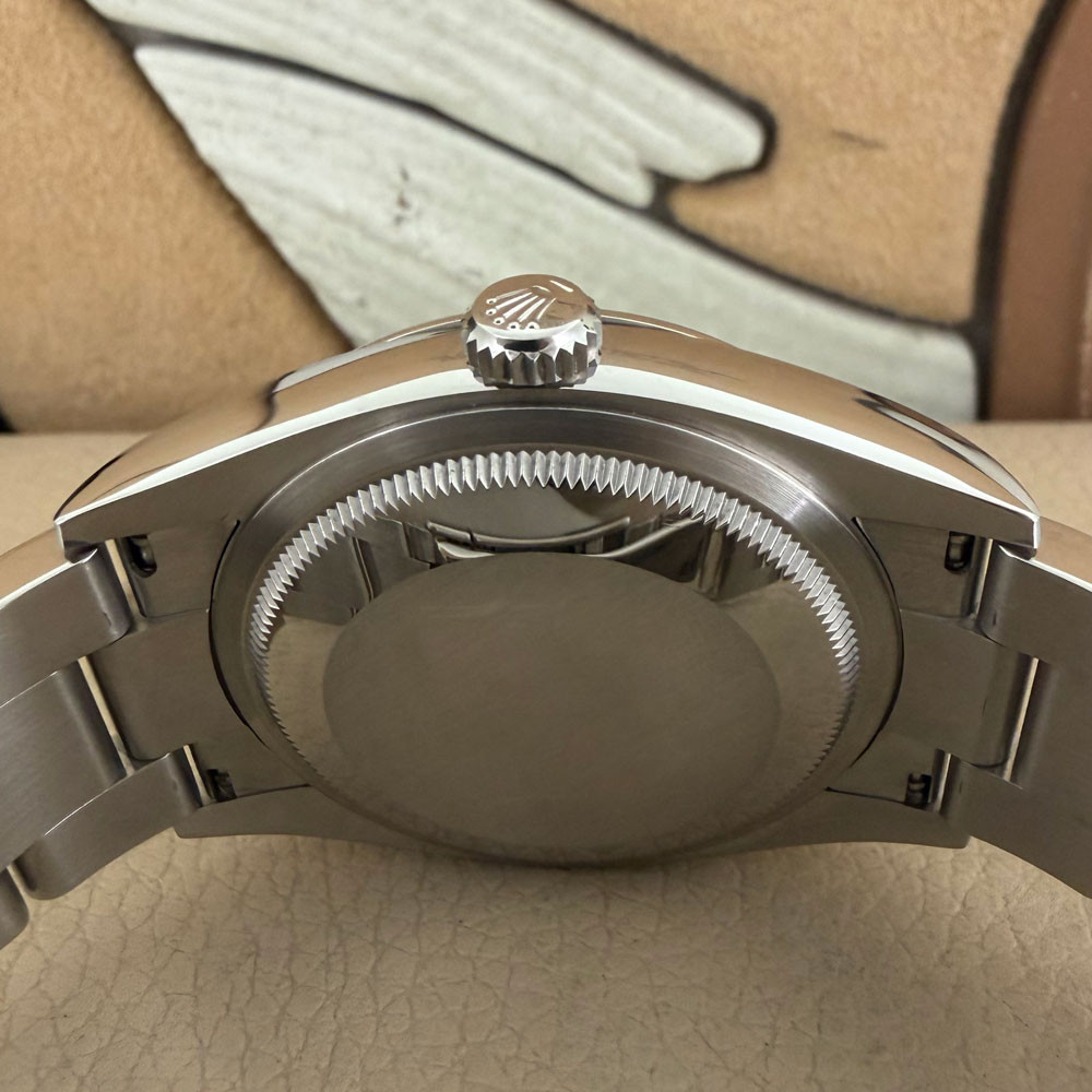 Rolex Oyster Perpetual 36mm Green 126000 8