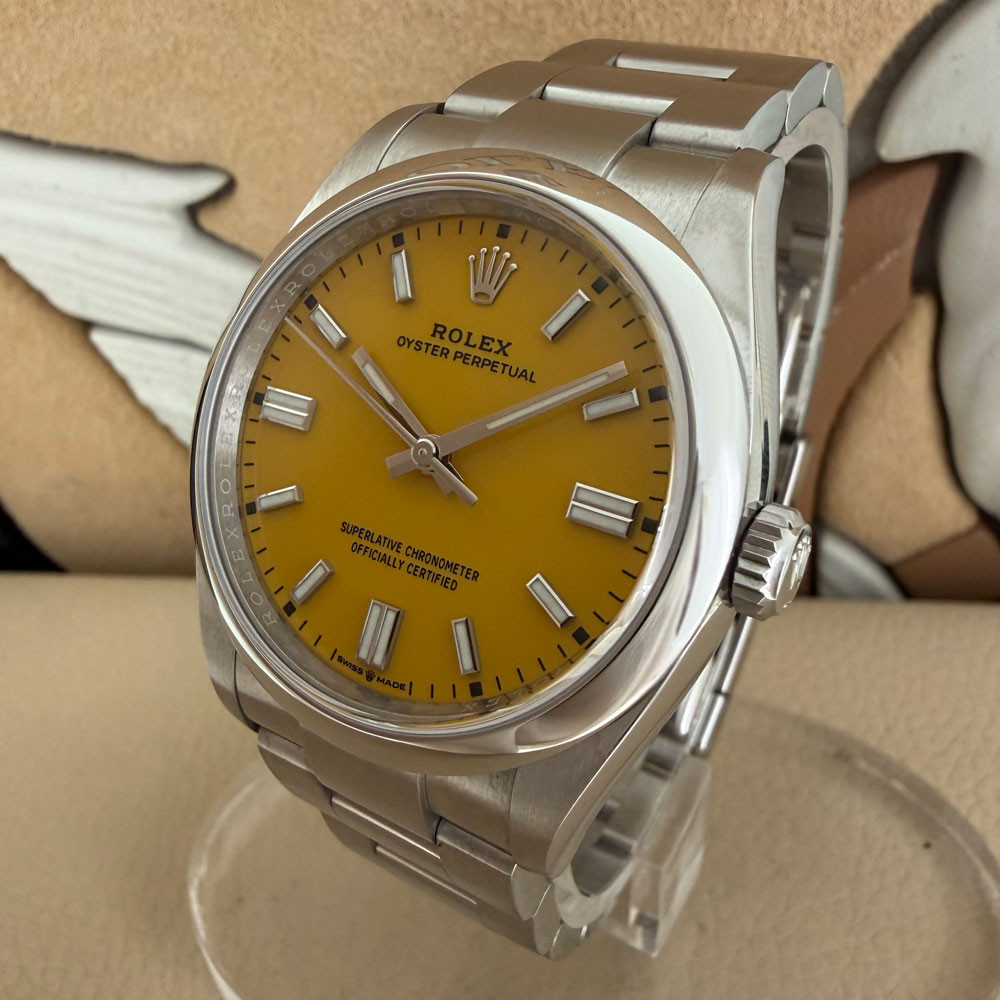 Rolex Oyster Perpetual 36mm Yellow 126000 2