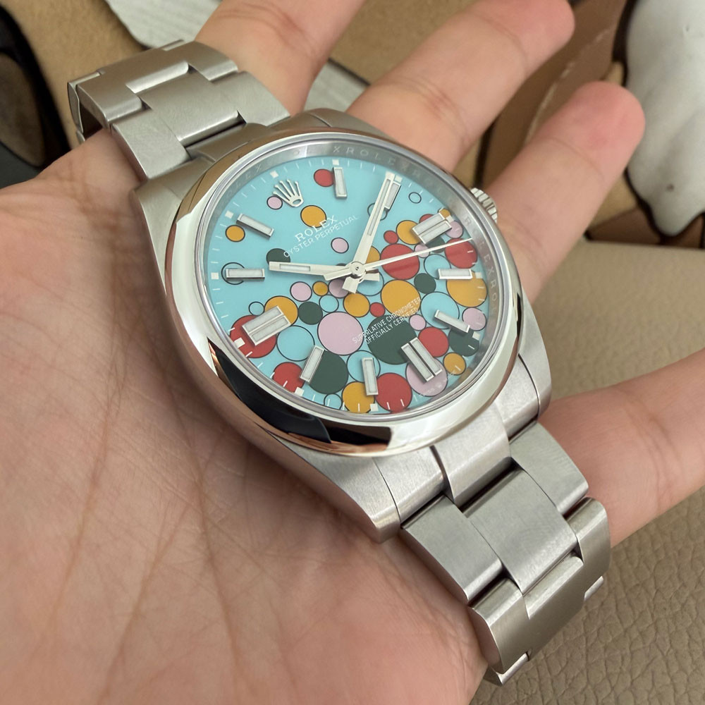 Rolex Oyster Perpetual 41 Celebration 124300 10