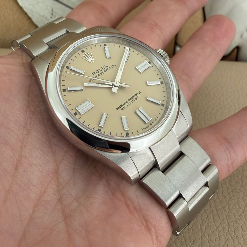 Rolex Oyster Perpetual 41 Beige 134300 10