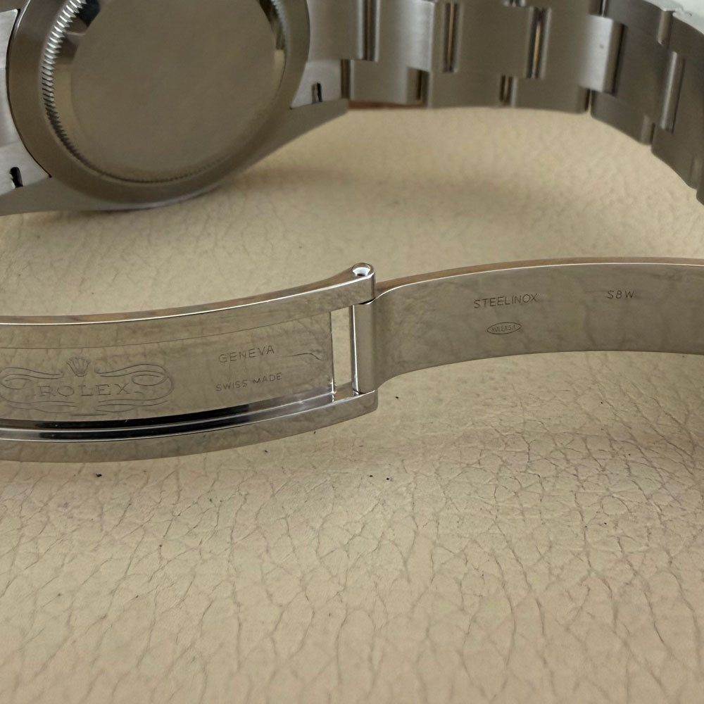 Rolex Oyster Perpetual 41 Beige 134300 11