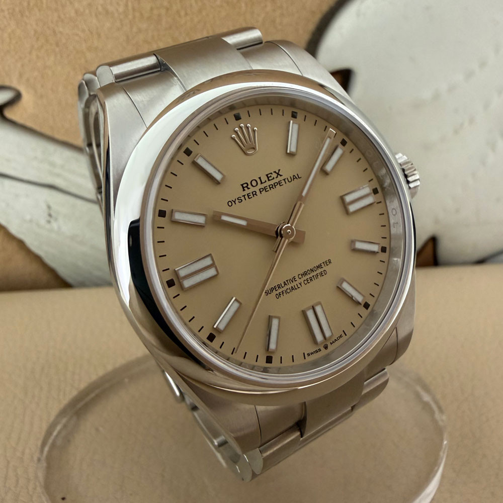 Rolex Oyster Perpetual 41 Beige 134300 3