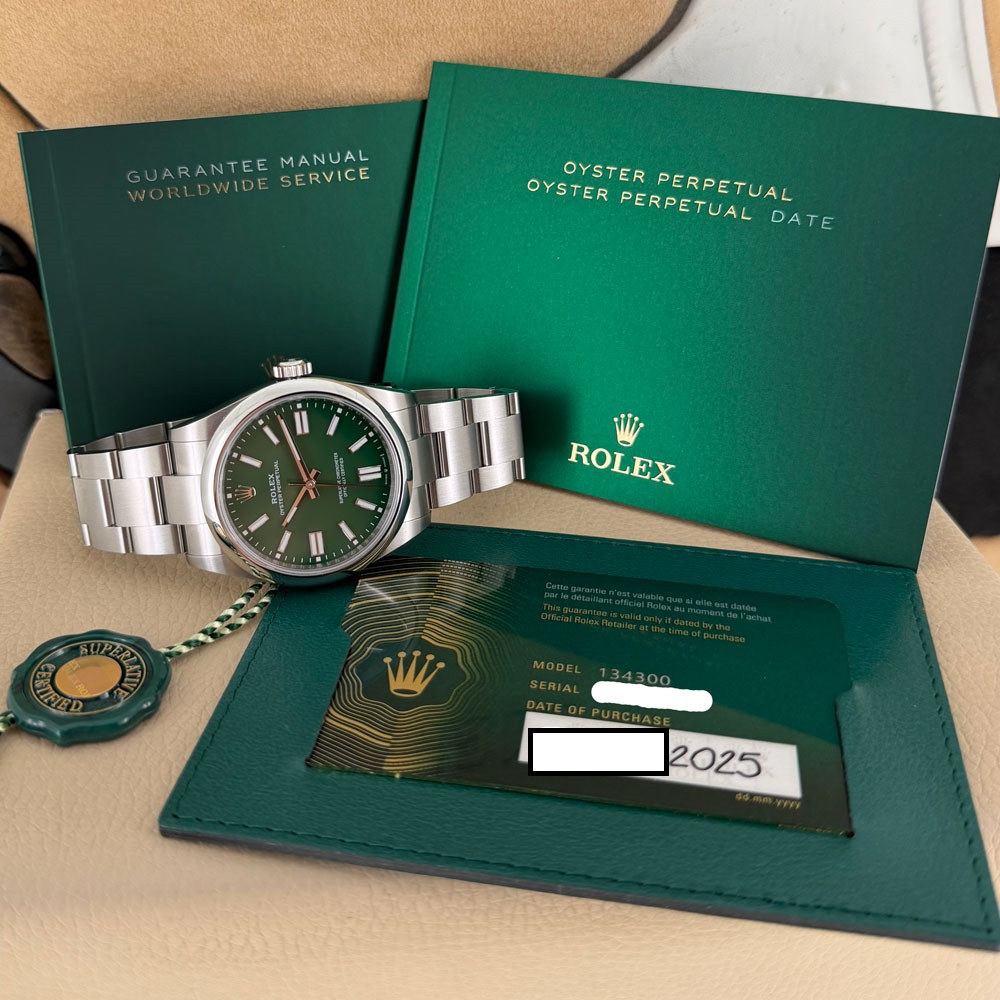 Rolex Oyster Perpetual 41 Green 134300 1