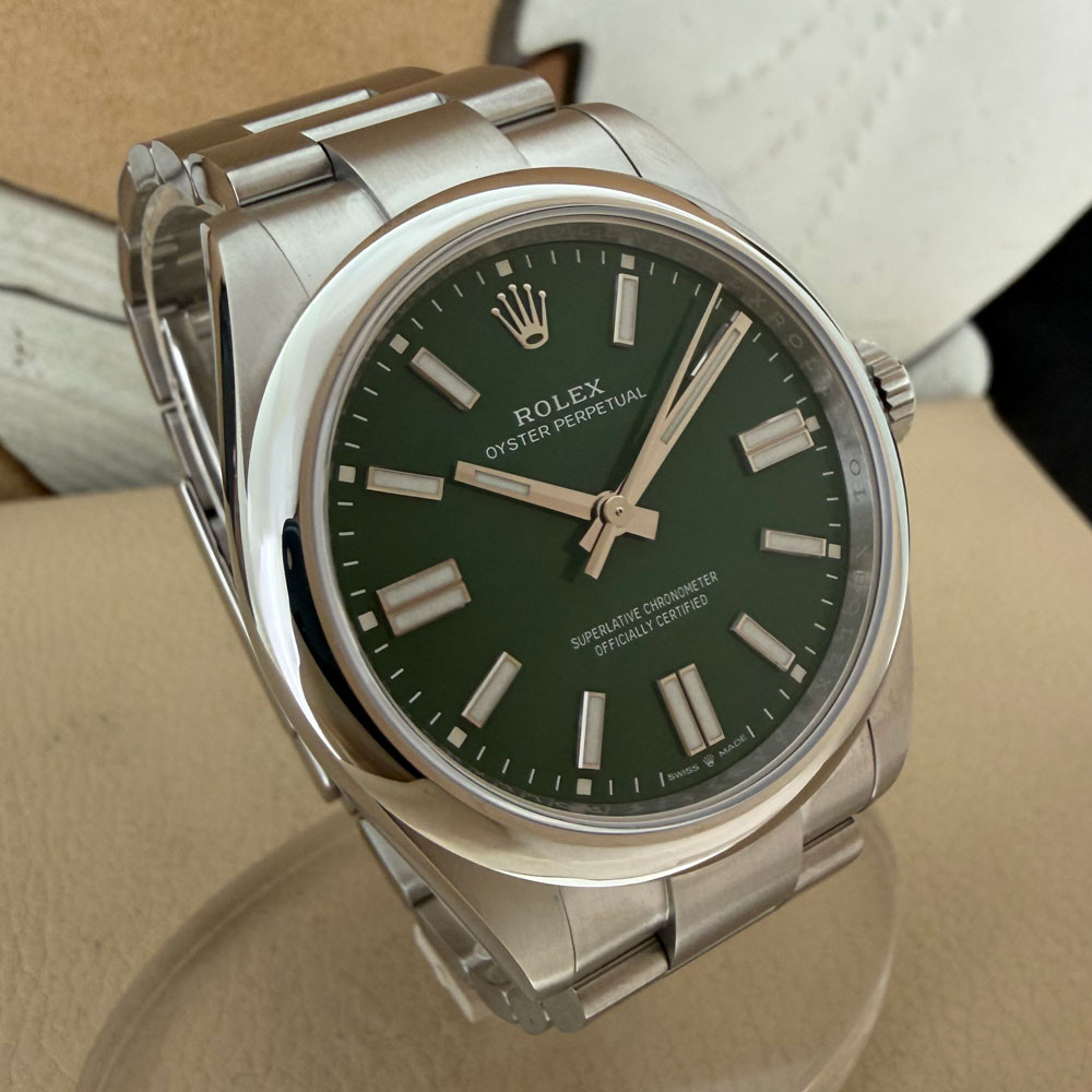 Rolex Oyster Perpetual 41 Green 134300 3