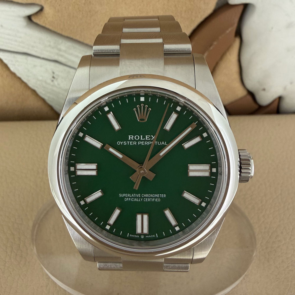 Rolex Oyster Perpetual 41 Green 134300 0