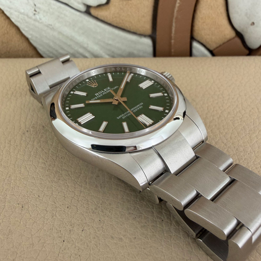 Rolex Oyster Perpetual 41 Green 134300 13