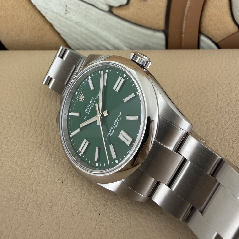 Rolex Oyster Perpetual 41 Green 134300 14