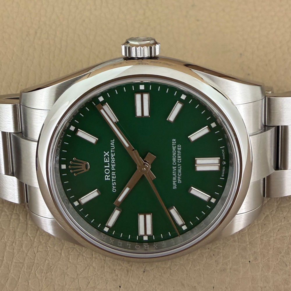 Rolex Oyster Perpetual 41 Green 134300 15