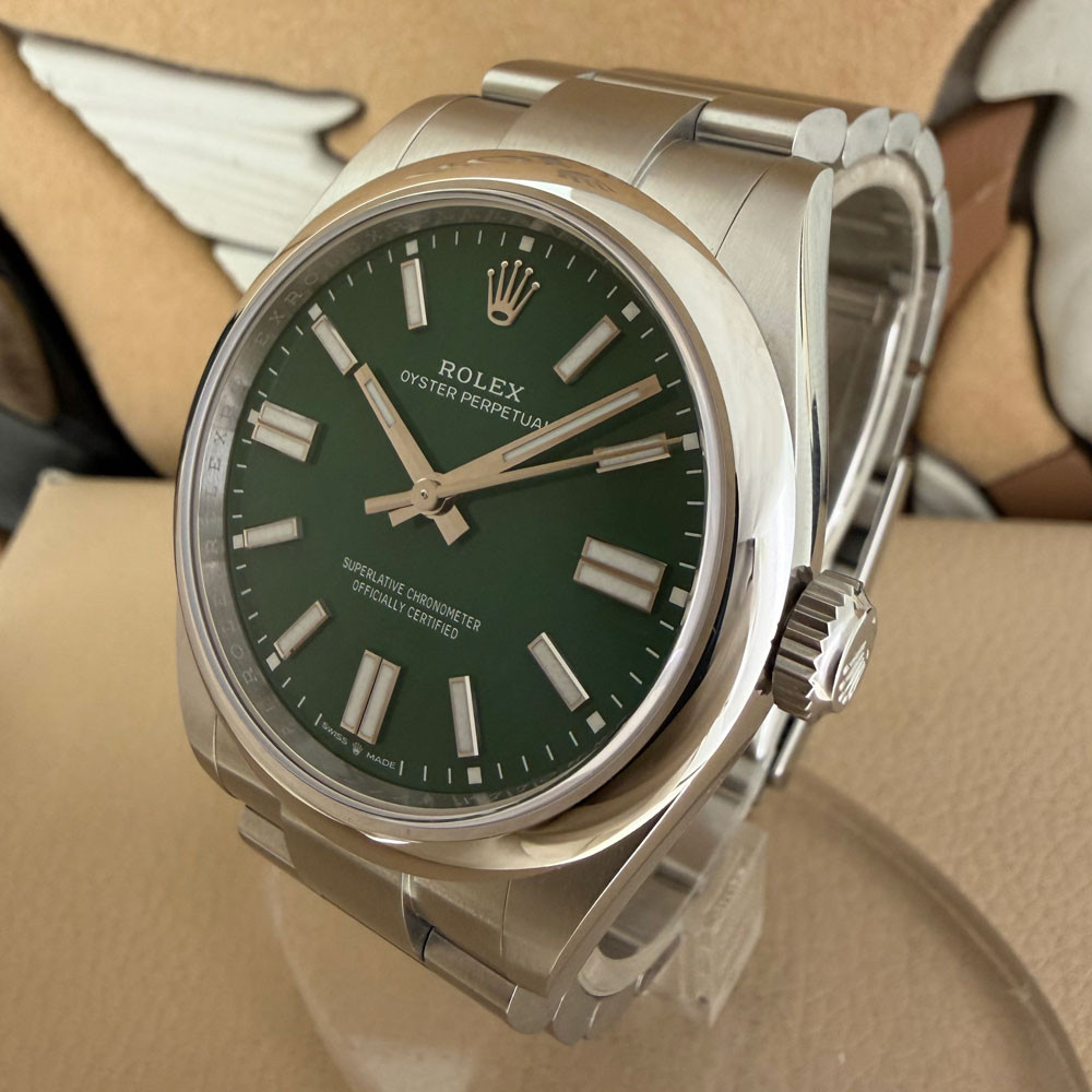 Rolex Oyster Perpetual 41 Green 134300 2