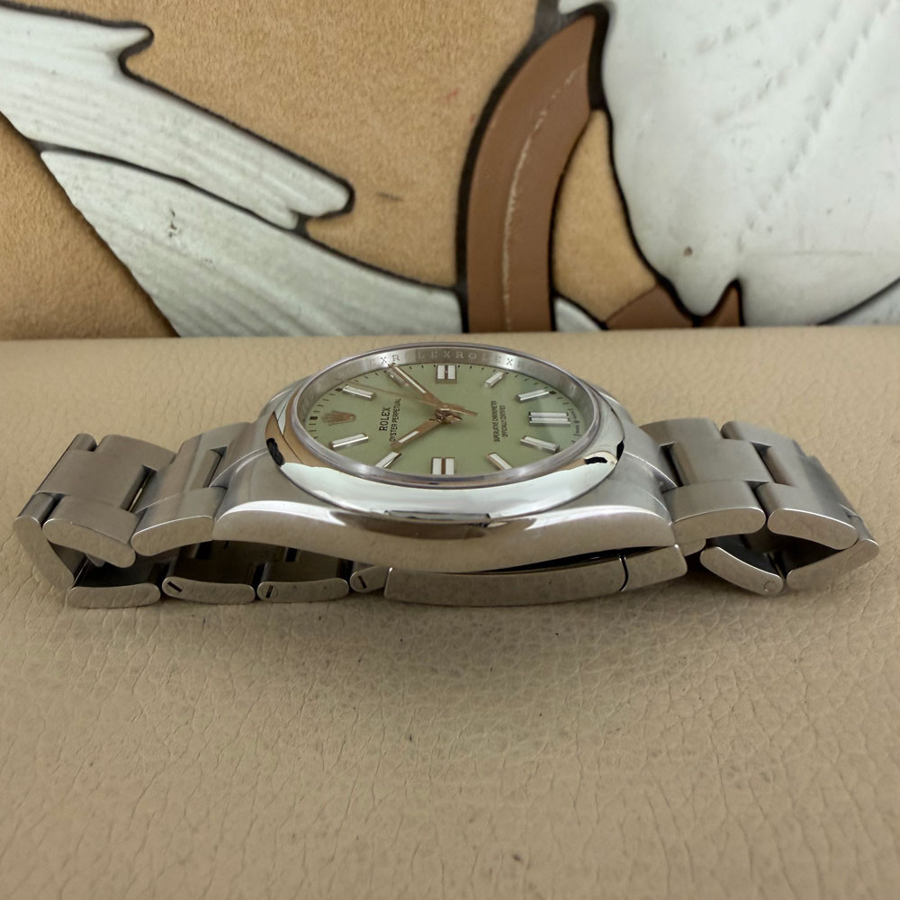 Rolex Oyster Perpetual 41 Pistachio 134300 12