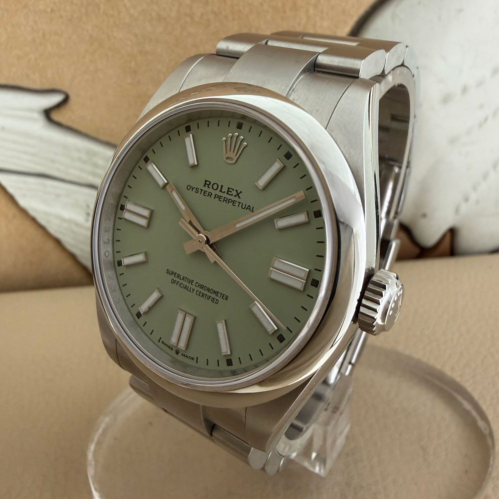 Rolex Oyster Perpetual 41 Pistachio 134300 2
