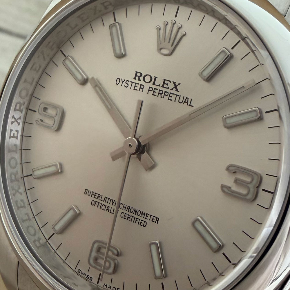 Rolex Oyster Perpetual 116000 2